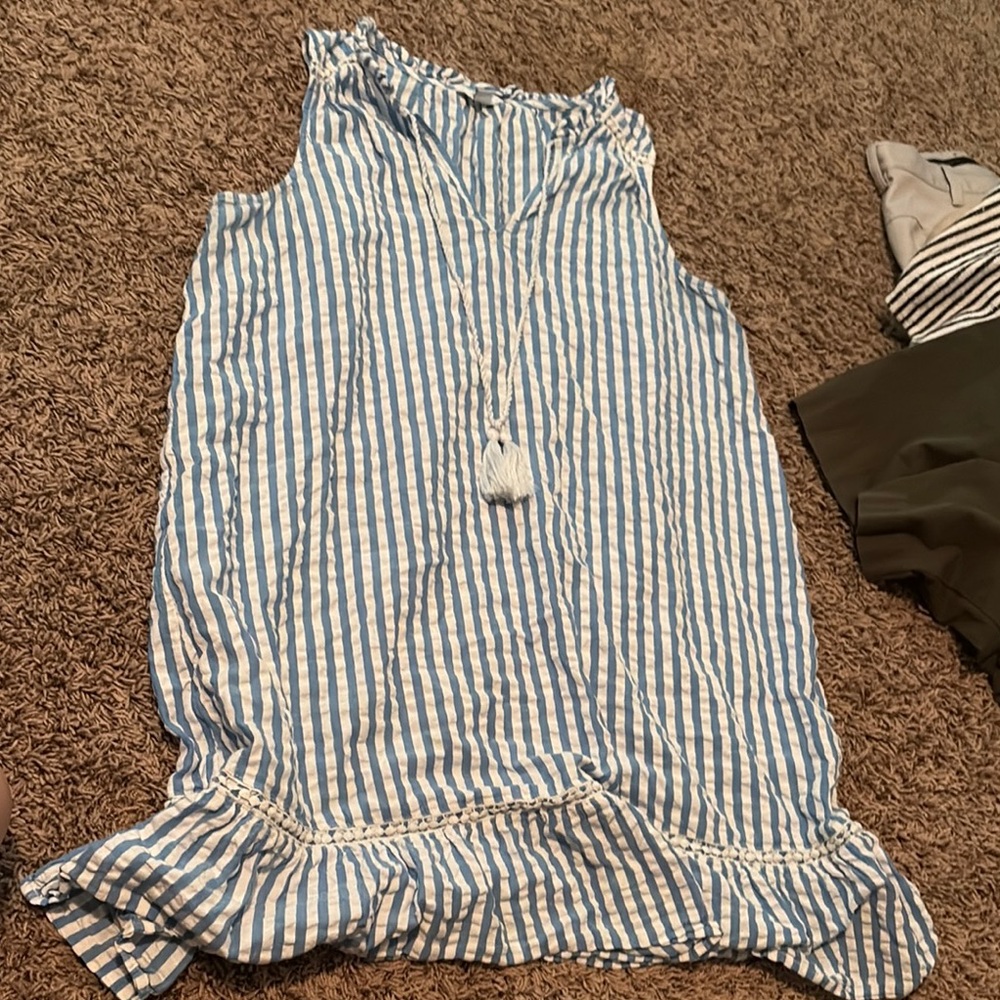 Crown & Ivy Blue and White Ruffle Top